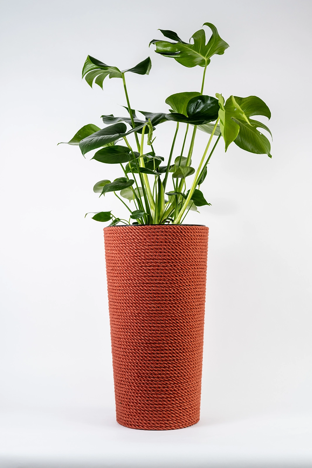 Doniczka jutowa czerwona adoni 57 cm
